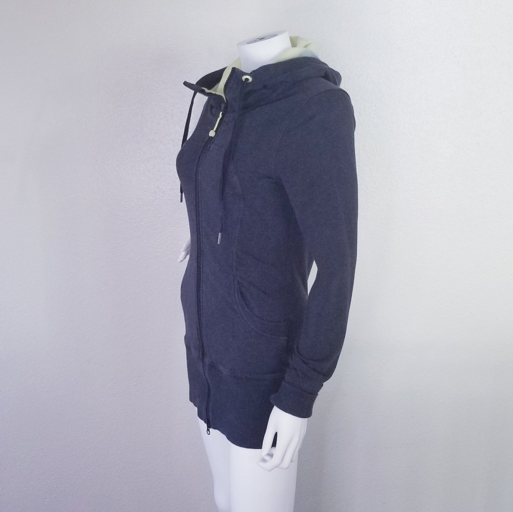 Lululemon Jacket - Picture 2 of 6